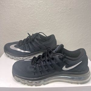 Nike Air Max 2016 black  sz 8 women’s